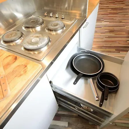 Argento, Bright Flat In The Center, 7 Guests, Parking & Wifi, Near To 3 Tram Lines And The Metro - Well Connected To Airports And To The Train Station * Milão